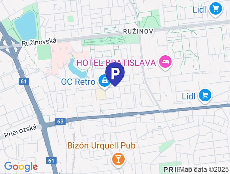Parkovanie pre motorku v garáži v Ružinove