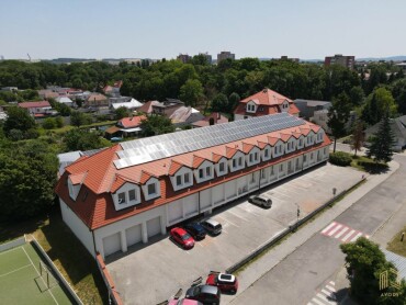 Prenájom vonkajšieho parkovacieho státia v centre Senice