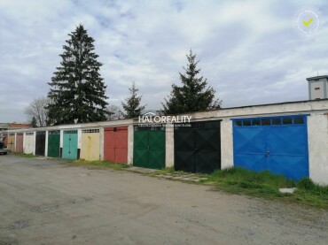 Predaj garáže v Lučenci, lokalita Rúbanisko I, centrum