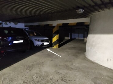 Ponúkam dlhodobé státie v centre Bratislavy