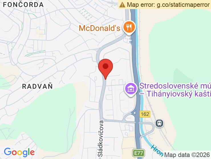 Predaj garáže 9x5 m s orechovou farbou