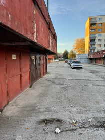 Predám samostatnú garáž vo Vrakuni - Bebravská ul., Priamo od majiteľa