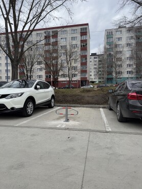 🅿️ Prenajmem parkovacie miesto – Dubnica nad Váhom, Dubová 15