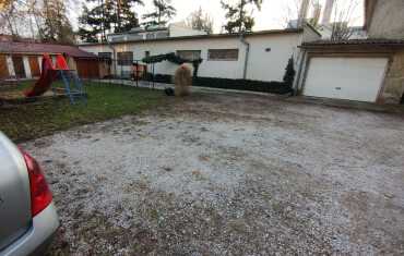 Prenajmem parkovanie vo dvore Nitra/Staré Mesto/Hodžova