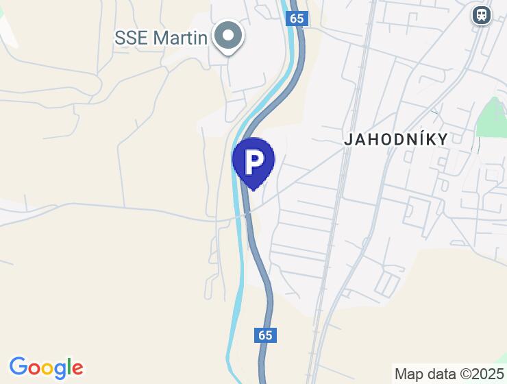 Prenájom garáže s dielňou pri rodinnom dome v Martine