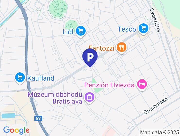 Prenájom garáže v bytovom dome na Podzáhradnej ulici