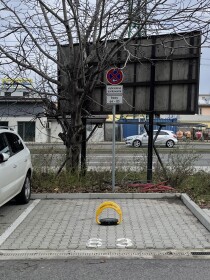 Prenájom parkoacieho státia