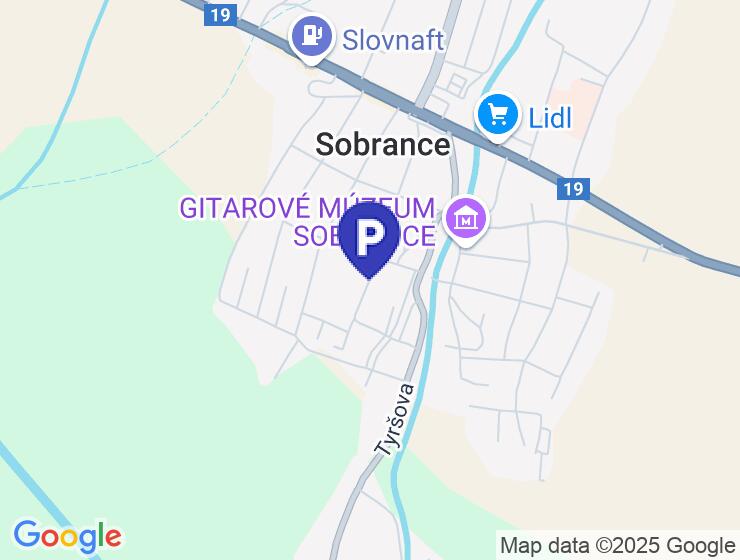 Prenájom parkovacích miest v Sobranciach na ul. Komenského