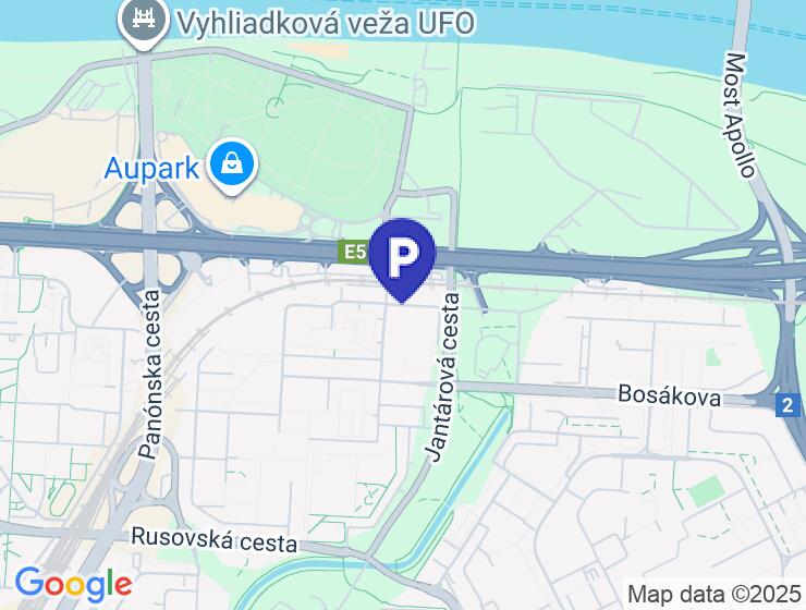 Prenájom priestrannej garáže v parkovacom dome na Černyševského