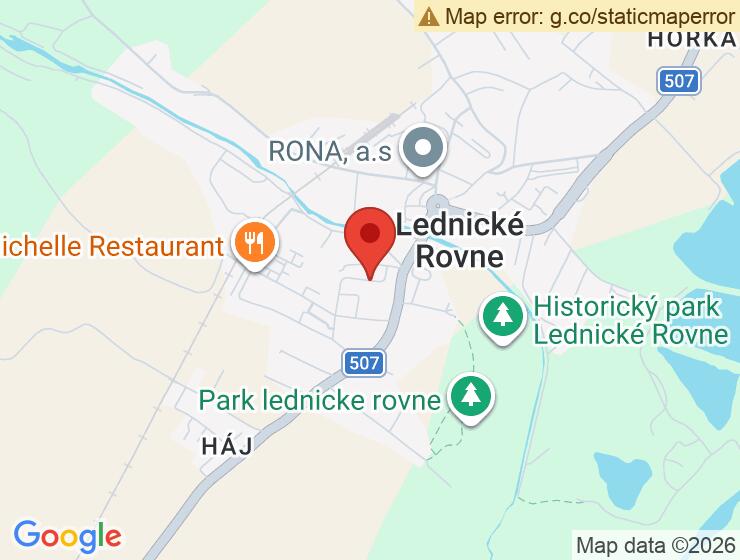 Priestranná murovaná garáž na predaj v Lednických Rovniach