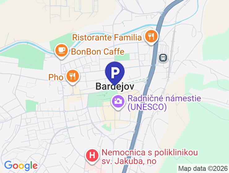 Priestranná murovana garáž s podkrovím pri kaviarni BonBon