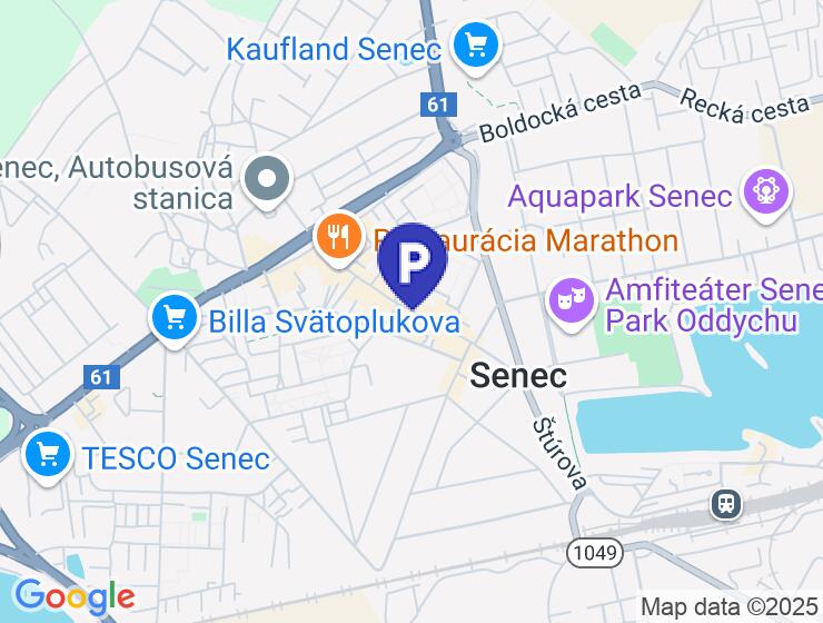 Priestranná uzatvárateľná garáž s tromi miestami v Senci