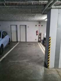 Predaj garážového státia s pivničnou kobkou v Bratislave