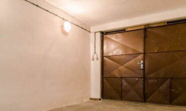 Garáž na predaj v garážovom dome na Macharovej ulici, Bratislava V