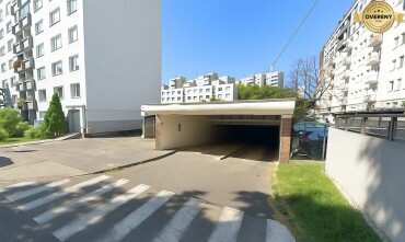 Na predaj vnútorné garážové státie v Ružinove, Ondavská ulica