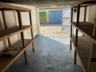 Predaj garáže v Krásňanoch na Hagarovej ulici, BA III - Rača