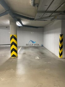 Prenájom priestranného parkovacieho miesta v podzemnej garáži ARLI, Galanta