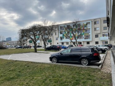 Parkovacie miesto na Nobelovej ulici na prenájom