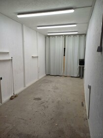 Samostatná garáž na prenájom na Dudvážskej ulici v Bratislave - Vrakuňa