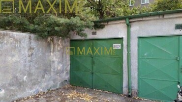 Na predaj samostatná garáž na ulici Planét v Ružinove