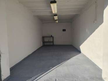 Prenájom garáže s elektrinou v Jelšovom