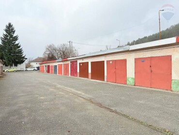 Predaj murované garáže s elektrinou na Puškinovej ulici v Humennom