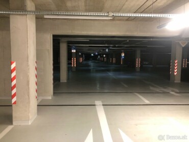 Prenájom parkovacieho miesta pri letisku M.R.Štefánika v Bratislave