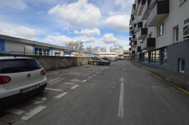 Vonkajšie parkovacie státie na predaj, 13m2, ul. Podunajská