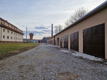 Na predaj nová garáž v Novákoch