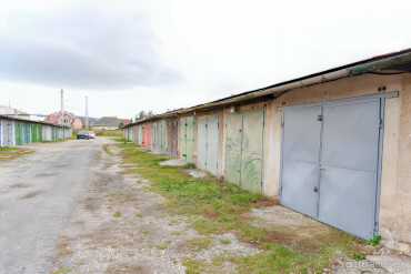 Garáž na predaj (20 m2) pri Židovskom cintoríne, Spišská Nová Ves