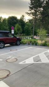 Parkovacie miesto na prenájom v blízkosti centra
