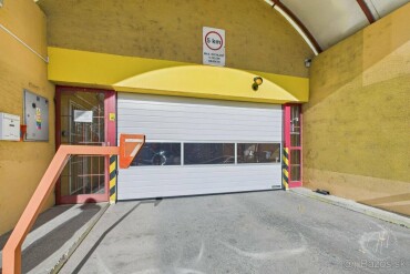 Prenájom priestranného garážového boxu na Dvojkrížnej v Bratislave