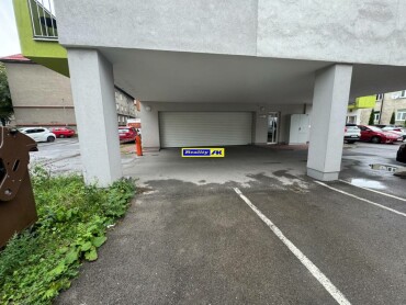 Predaj garážového miesta v bytovom dome na Štúrovom námestí