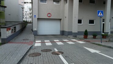 Vnútorné parkovacie miesto na Kresánkovej, BA