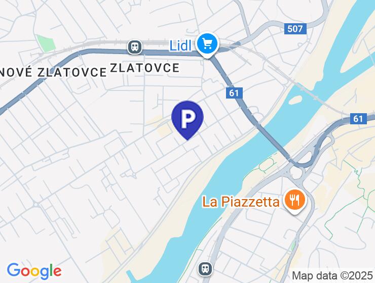 Voľné parkovacie miesto v Trenčíne na Veľkomoravskej ulici