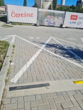 Vonkajšie parkovacie státie - Čerešne