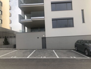 Vonkajšie parkovacie státie - Trenčín Juh