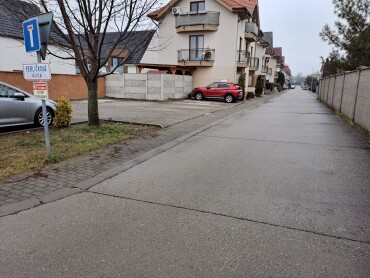 Vonkajšie parkovacie státie - prenajom - Perličková, BA