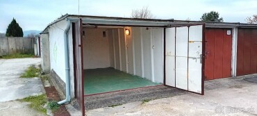 Garáž na prenájom s elektrinou v Topoľčanoch