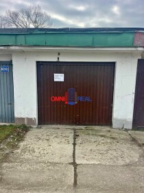 Predaj garáže 17 m² s elektrinou a montážnou jamou v Ružinove