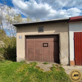 Na predaj murovaná garáž s elektrickou bránou v Zvolene