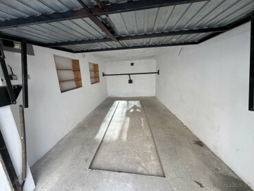 Garáž na prenájom v BA-Ružinove na Miletičovej ulici