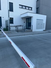 Kryté parkovacie miesto na prenájom v Podunajských Biskupiciach