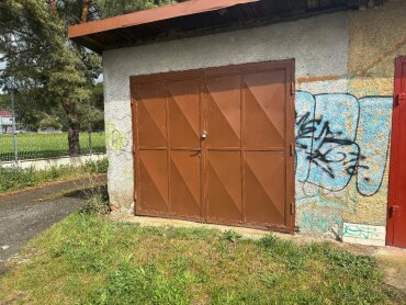 Prenájom garáže s elektrinou na Toplianskej ulici v Bardejove