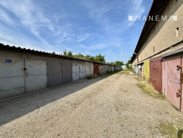 Predaj garáže v Košiciach - Krakovská, 15 m²