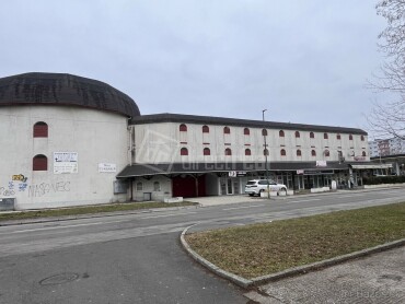 Prenájom samostatného garážového boxu 16m2 v Bratislave