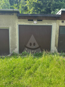Predaj garáže v širšom centre Ružomberka na ulici D. Makovického