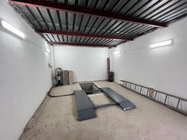Prenájom garáže s dielňou a montážnou jamou