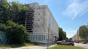 Prenájom uzamykateľnej garáže v garážovom dome