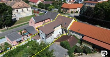 Na predaj priestranná murovaná garáž v Bratislave - Nové Mesto